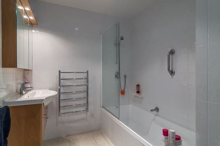 Photo of property in 4-u7 Seaview Road, Paraparaumu Beach, Paraparaumu, 5032