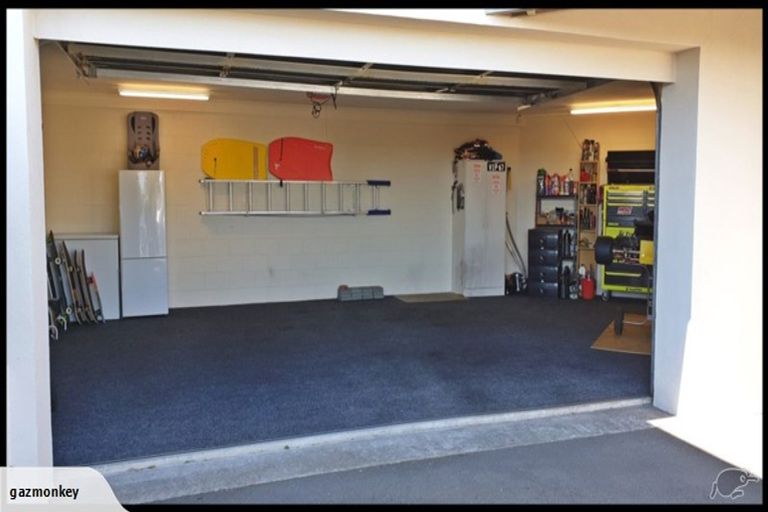 Photo of property in 27a Shelter Grove, Frankleigh Park, New Plymouth, 4310