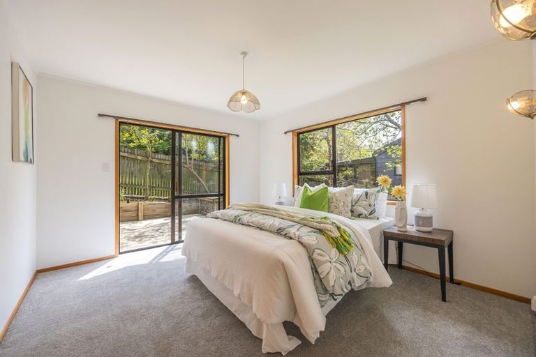 Photo of property in 6/406 East Coast Road, Sunnynook, Auckland, 0630