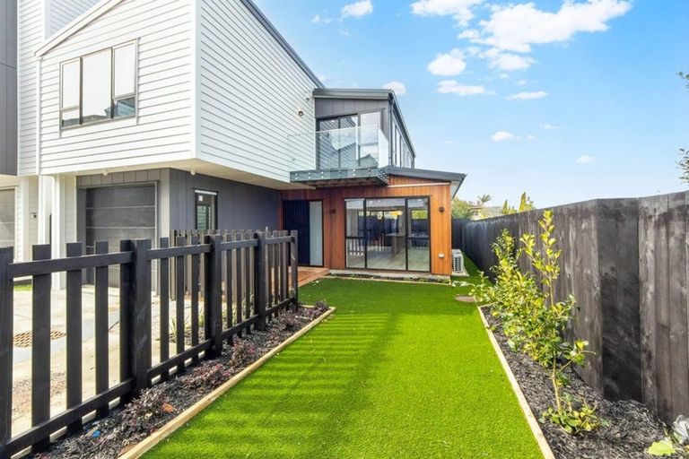 Photo of property in 134e Mokoia Road, Chatswood, Auckland, 0626