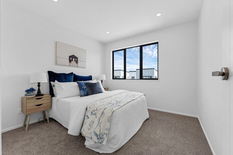 Photo of property in 9 Greenbrier Street, Westgate, 0814