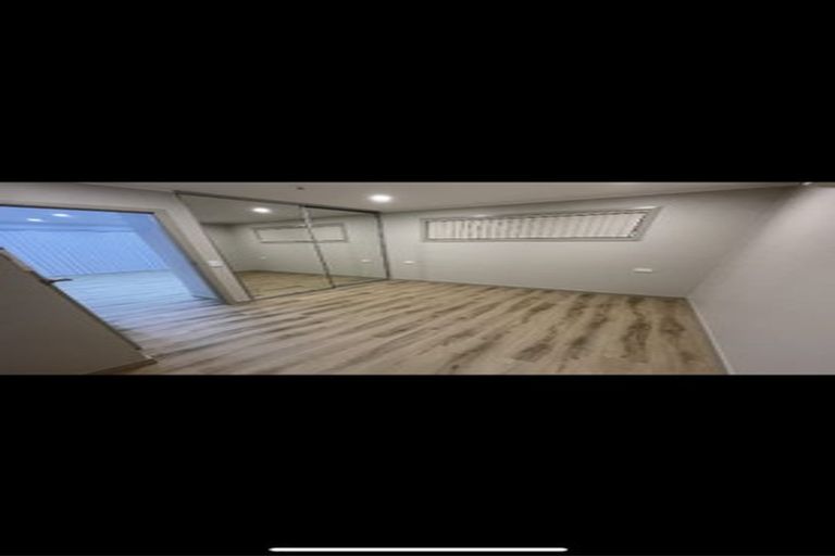 Photo of property in 16 Walworth Avenue, Pakuranga Heights, Auckland, 2010