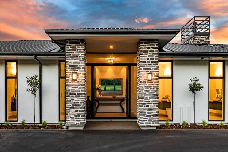 Photo of property in 21 Classiebawn Lane, Prebbleton, 7676