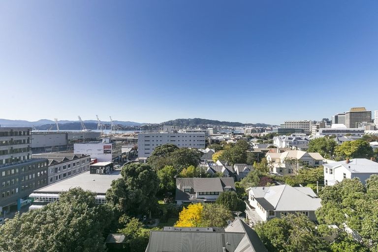 Photo of property in Hobson Court Flats, 76/70u Hobson Street, Thorndon, Wellington, 6011