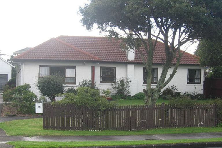 Photo of property in 58 Pakuranga Road, Pakuranga, Auckland, 2010