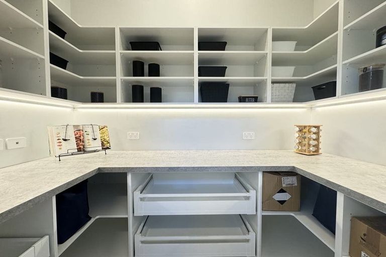 Photo of property in 32 Nore Street, Waihola, Milton, 9073