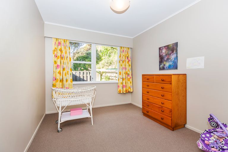 Photo of property in 28 Spinnaker Drive, Whitby, Porirua, 5024
