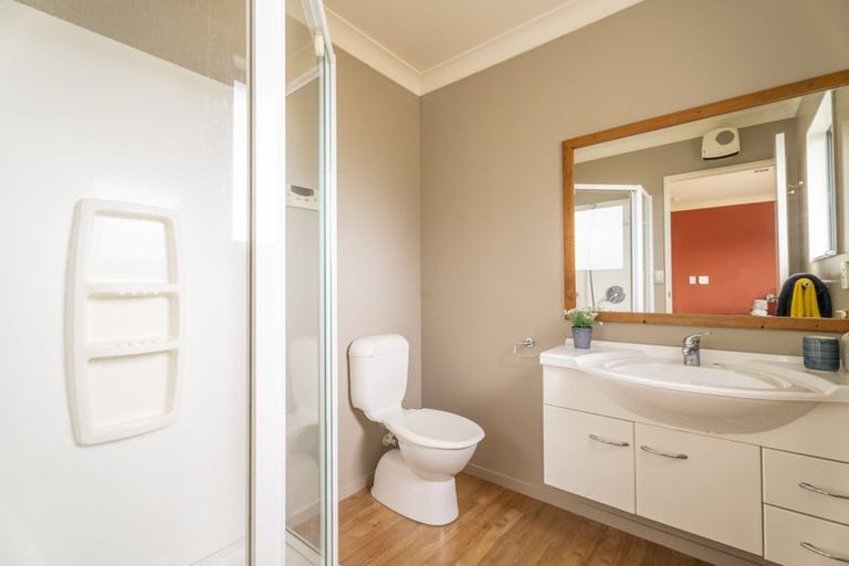 Photo of property in 12a Chippenham Grove, Churton Park, Wellington, 6037