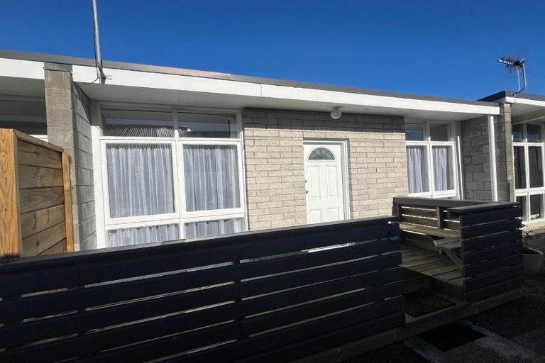 Photo of property in 4/16 Hereford Street, West End, Palmerston North, 4410
