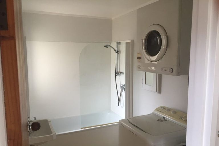 Photo of property in 4/84 Freyberg Street, Lyall Bay, Wellington, 6022