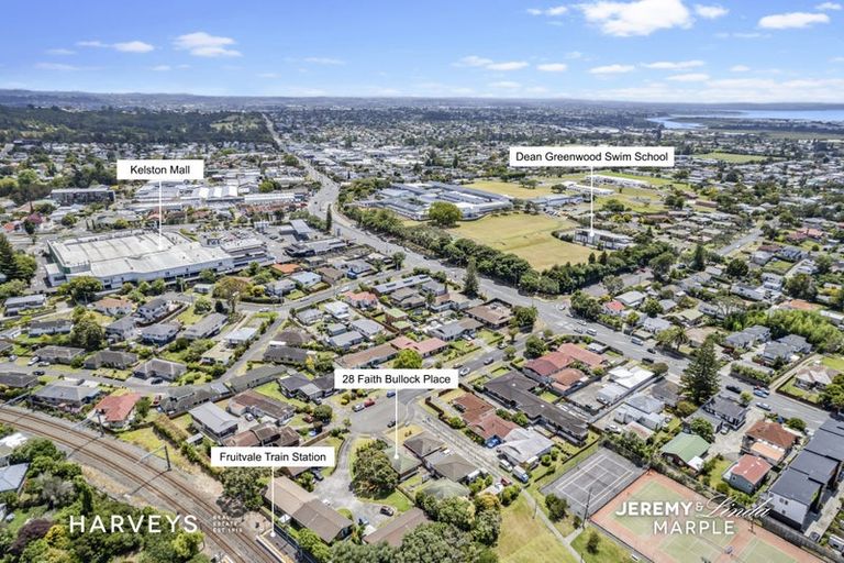 Photo of property in 28 Faith Bullock Place, New Lynn, Auckland, 0600