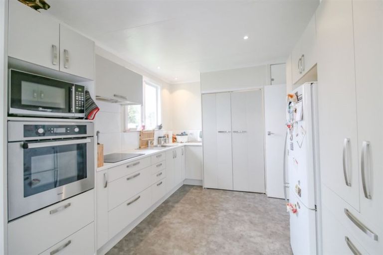 Photo of property in 29 Skerman Street, Marton, 4710