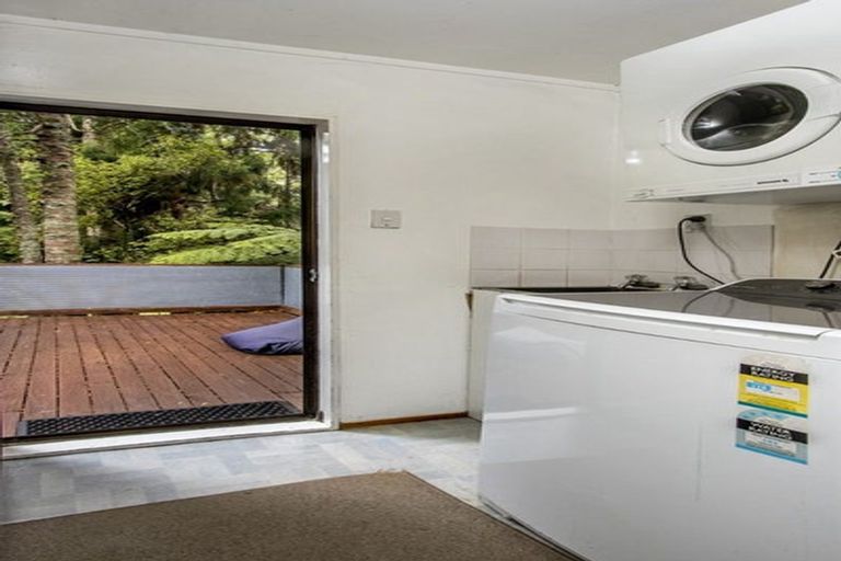 Photo of property in 94a Konini Road, Titirangi, Auckland, 0604