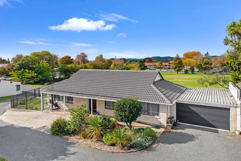 Photo of property in 8a Sophia Street, Glenholme, Rotorua, 3010