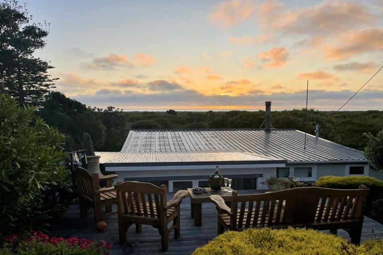 Photo of property in 52 Rapaki Street, Koitiata, Whanganui, 4581