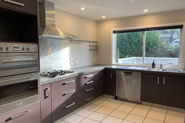 Photo of property in 2 Martin Street, Waikanae, 5036