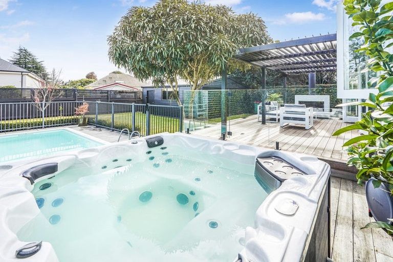 Photo of property in 11 Galway Avenue, Hamilton East, Hamilton, 3216