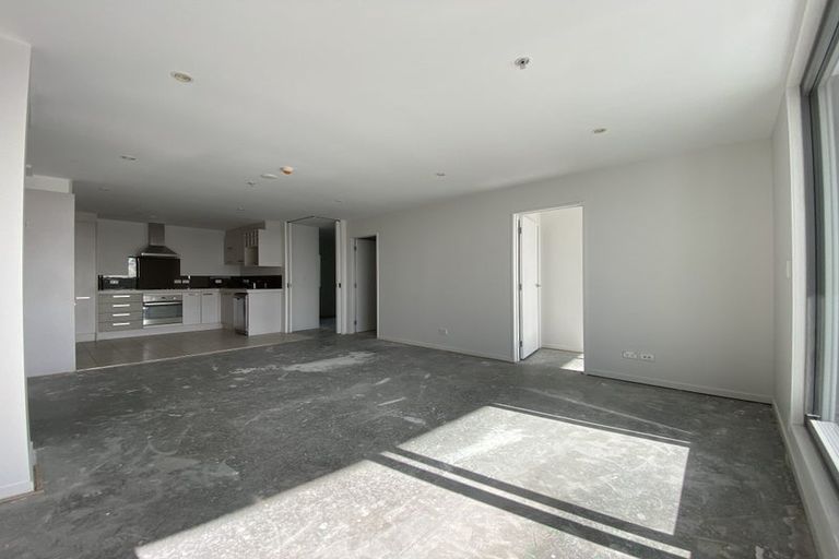 Photo of property in Bella Vista, 4c/84 Gunner Drive, Te Atatu Peninsula, Auckland, 0610