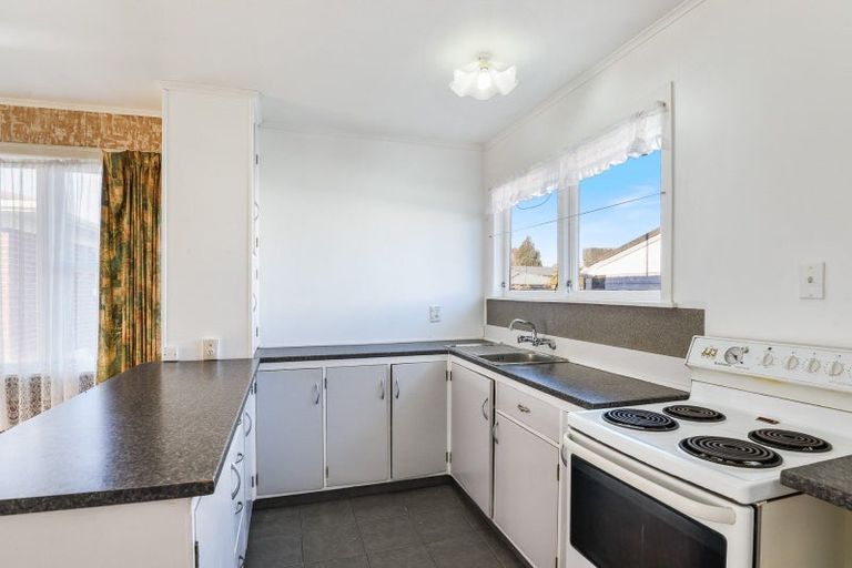 Photo of property in 58 Corlett Street, Utuhina, Rotorua, 3015