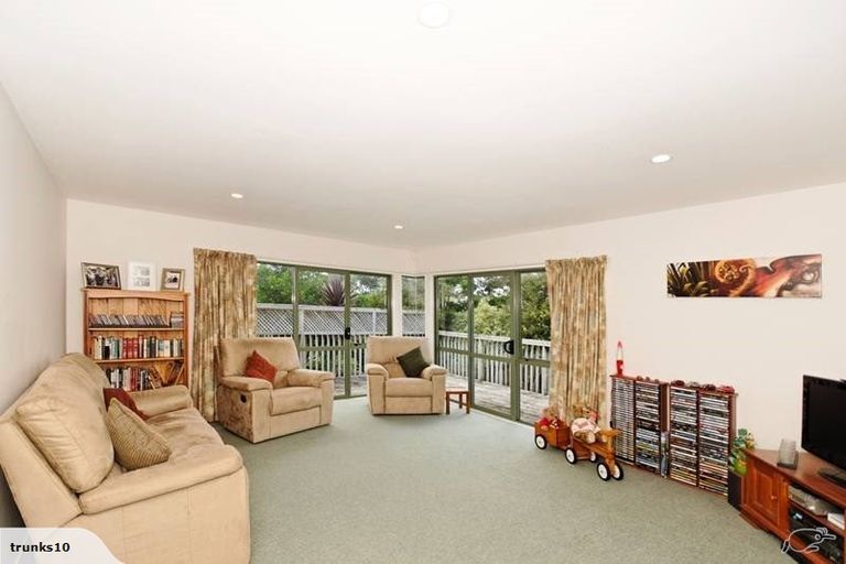 Photo of property in 151e Colwill Road, Massey, Auckland, 0614