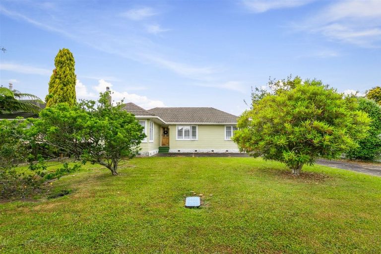 Photo of property in 24 Te Kanawa Crescent, Henderson, Auckland, 0610