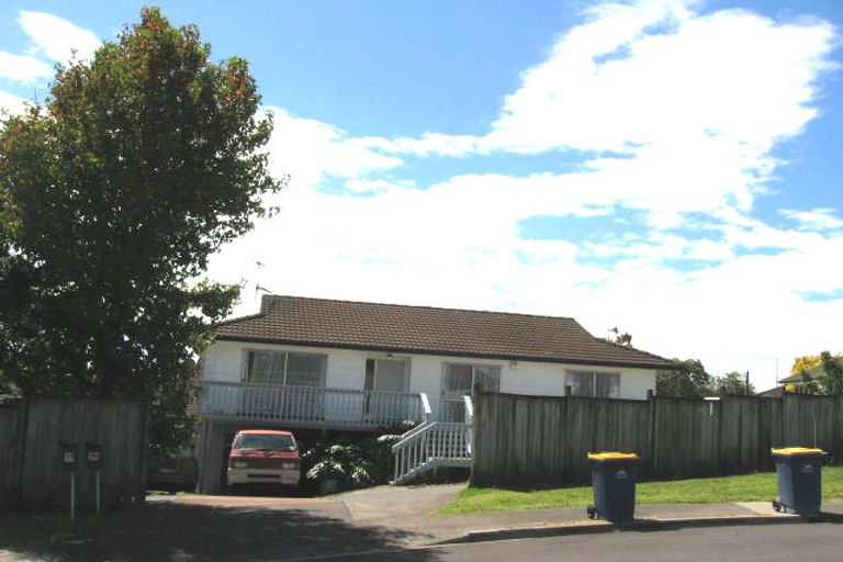 Photo of property in 10 Sabana Place, Unsworth Heights, Auckland, 0632
