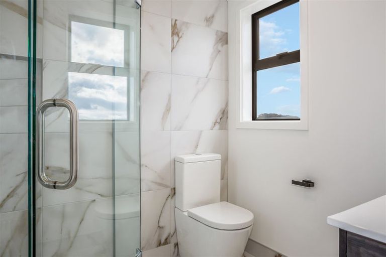 Photo of property in 170b Navigation Drive, Whitby, Porirua, 5024