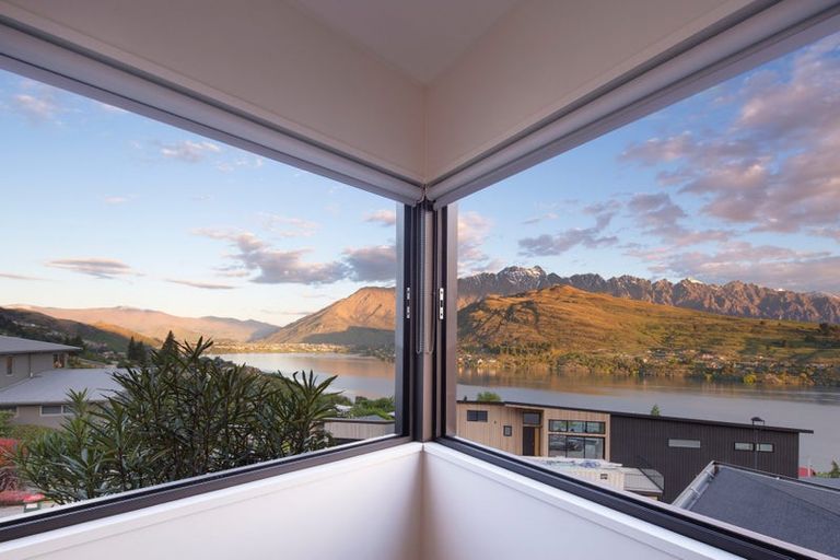 Photo of property in St Andrews Park, 61 Highview Terrace, Queenstown, 9300