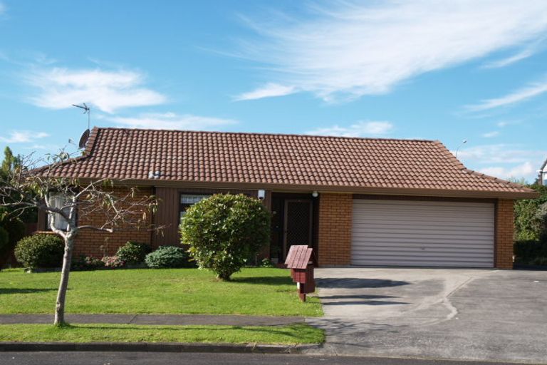 Photo of property in 2/28 Eastridge Court, Northpark, Auckland, 2013