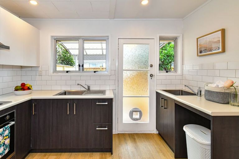 Photo of property in 2/44 Jellicoe Road, Manurewa, Auckland, 2102