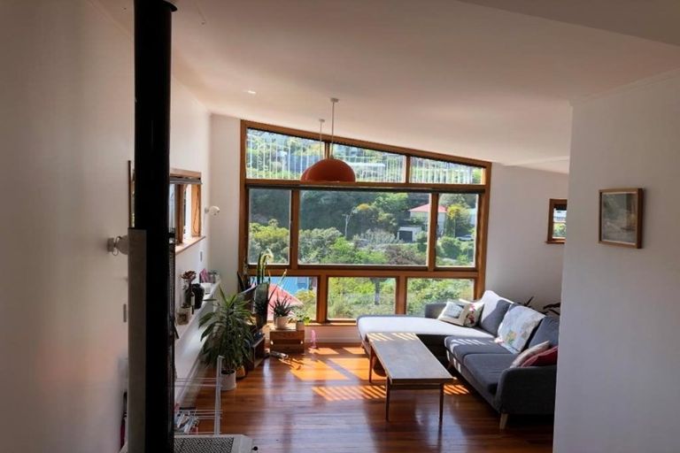 Photo of property in 42 Hathaway Avenue, Karori, Wellington, 6012