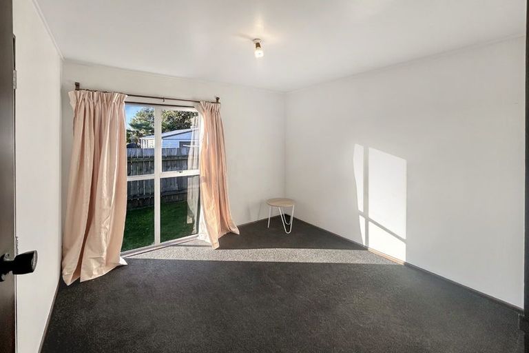 Photo of property in 9 He Awa Crescent, Waikanae, 5036