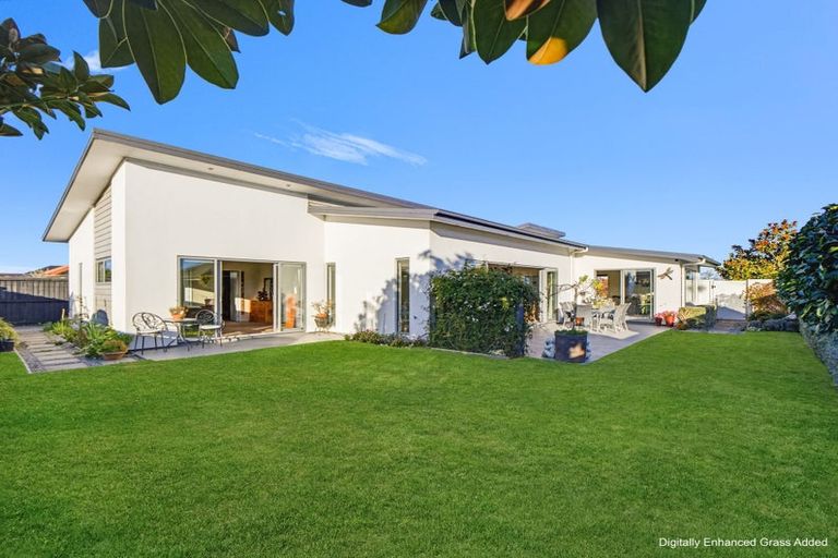 Photo of property in 27 Sovereign Boulevard, Kaiapoi, 7630
