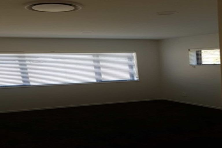 Photo of property in 117 Karepiro Drive, Stanmore Bay, Whangaparaoa, 0932