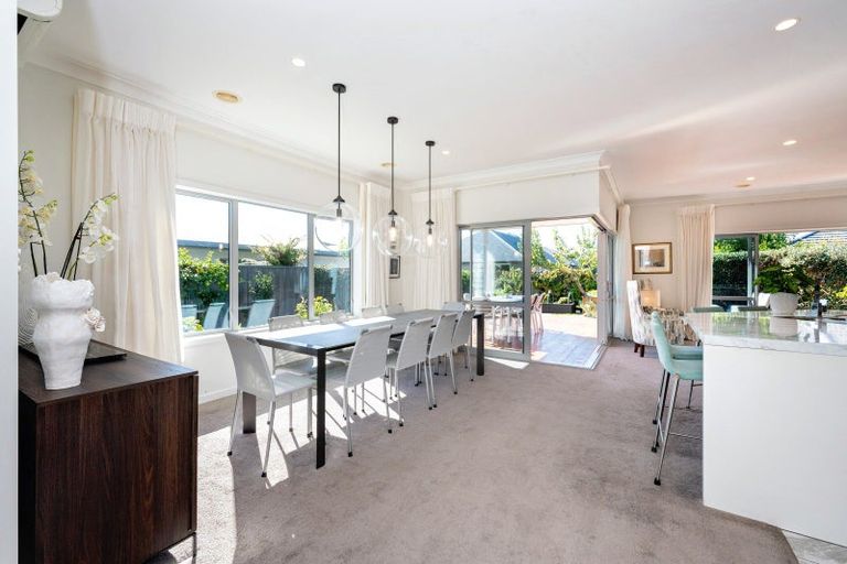 Photo of property in 29 Whakatomo Place, Havelock North, 4130