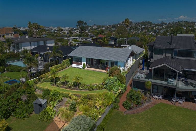Photo of property in 61 Rosario Crescent, Red Beach, 0932