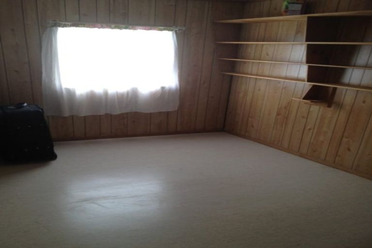 Photo of property in 69 Priestley Drive, Bucklands Beach, Auckland, 2014