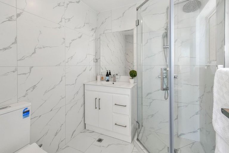 Photo of property in 5 Survila Street, Takanini, 2110