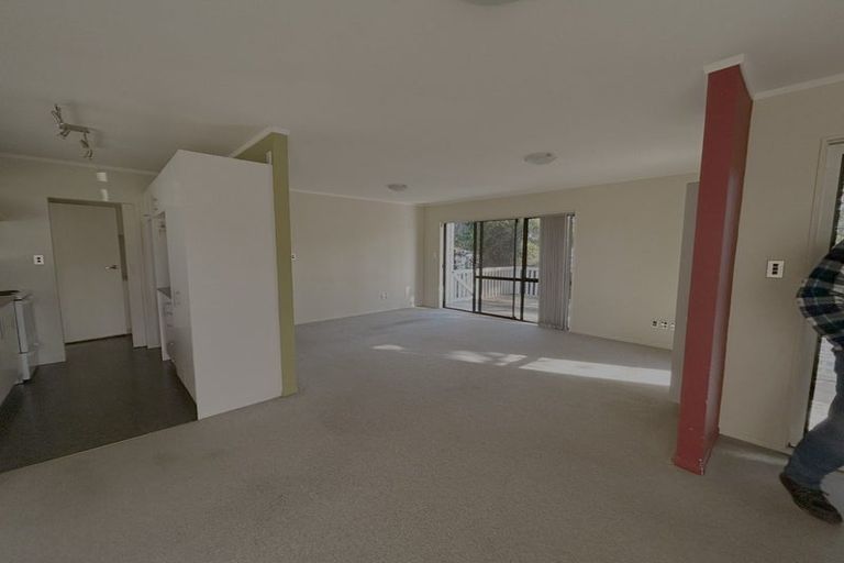 Photo of property in 9 Monarch Grove, Maoribank, Upper Hutt, 5018