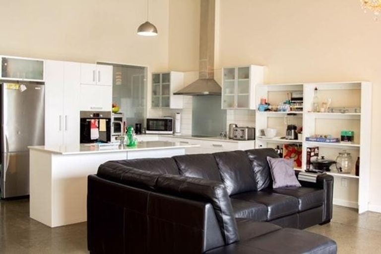 Photo of property in 25u4 Home Street, Mount Victoria, Wellington, 6011
