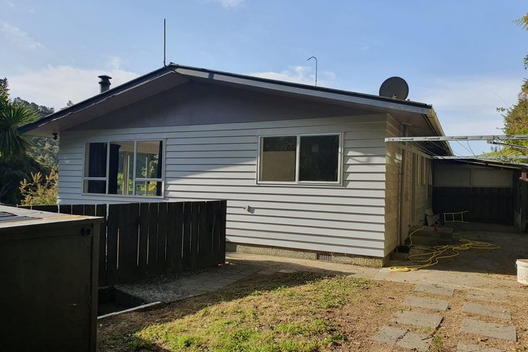 Photo of property in 18b August Street, Stokes Valley, Lower Hutt, 5019