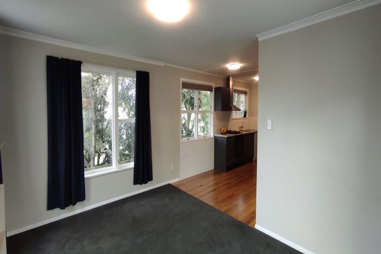 Photo of property in 19 Kayes Road, Pukekohe, 2120