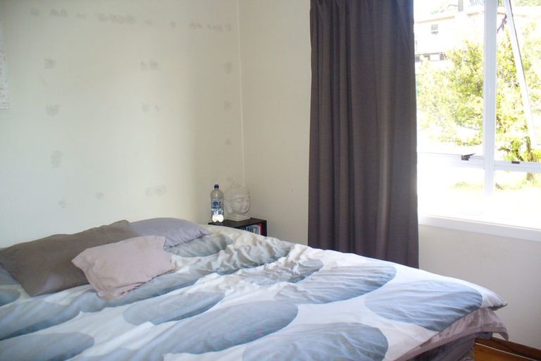 Photo of property in 22 Lingfield Street, Glenfield, Auckland, 0629