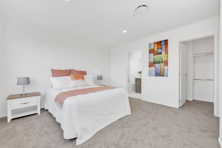 Photo of property in 76 Ksenia Drive, Flat Bush, Auckland, 2019