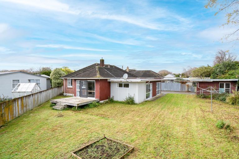 Photo of property in 8 Hendon Place, West End, Palmerston North, 4412
