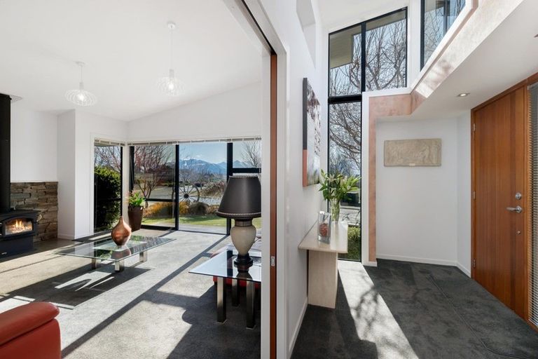 Photo of property in 40 Kelliher Drive, Wanaka, 9305