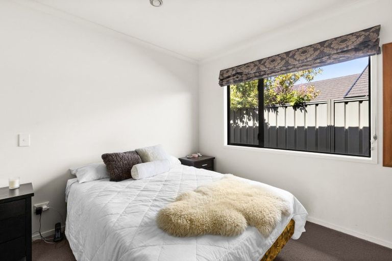 Photo of property in 21 Mcnaughton Place, Onekawa, Napier, 4110