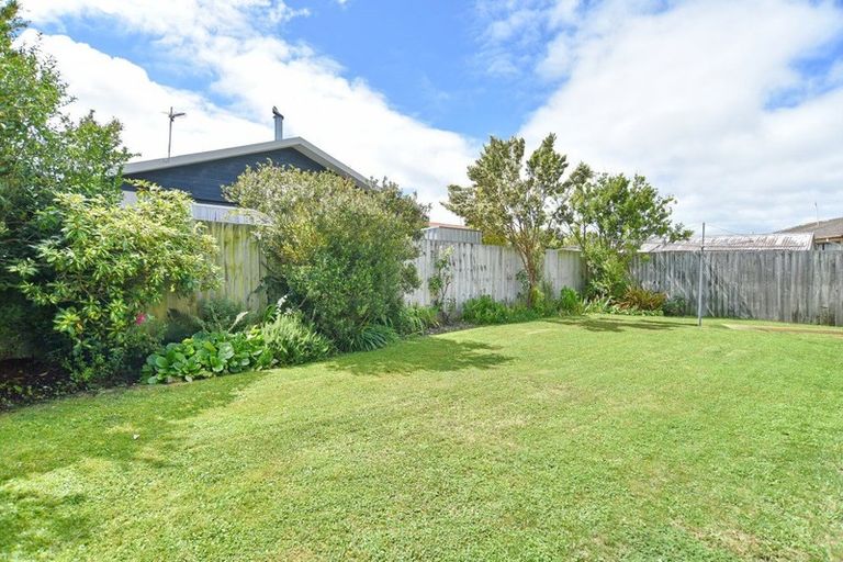Photo of property in 60 Clydesdale Street, Woolston, Christchurch, 8062