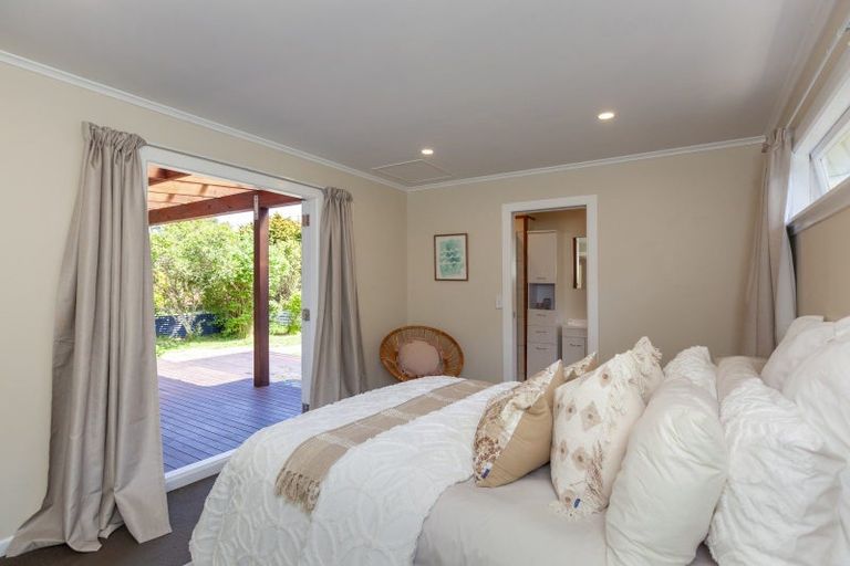 Photo of property in 54 Matai Road, Raumati South, Paraparaumu, 5032