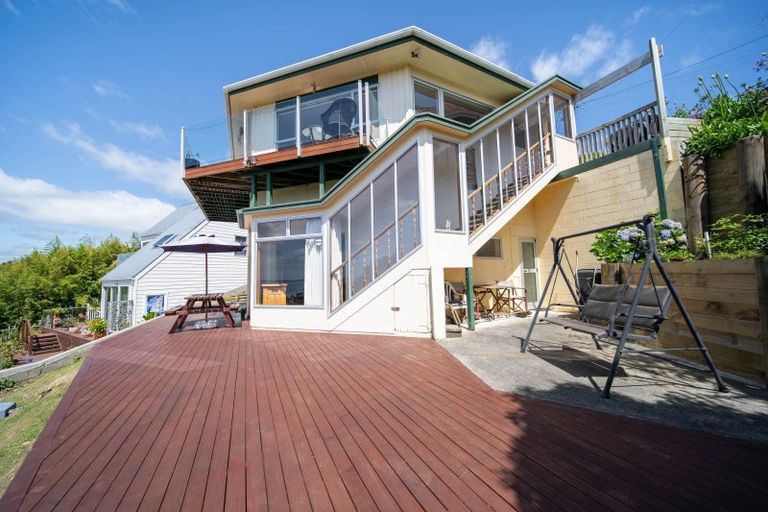 Photo of property in 17 Harbour View Road, Onerahi, Whangarei, 0110